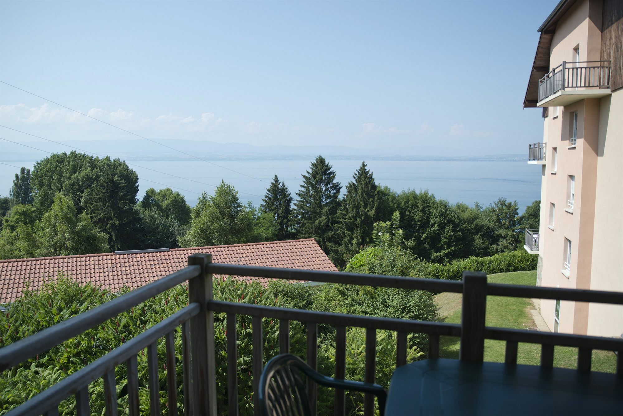 Zenitude Aparthotel Evian Les Terrasses Du Lac, Ascend Collection Exterior foto